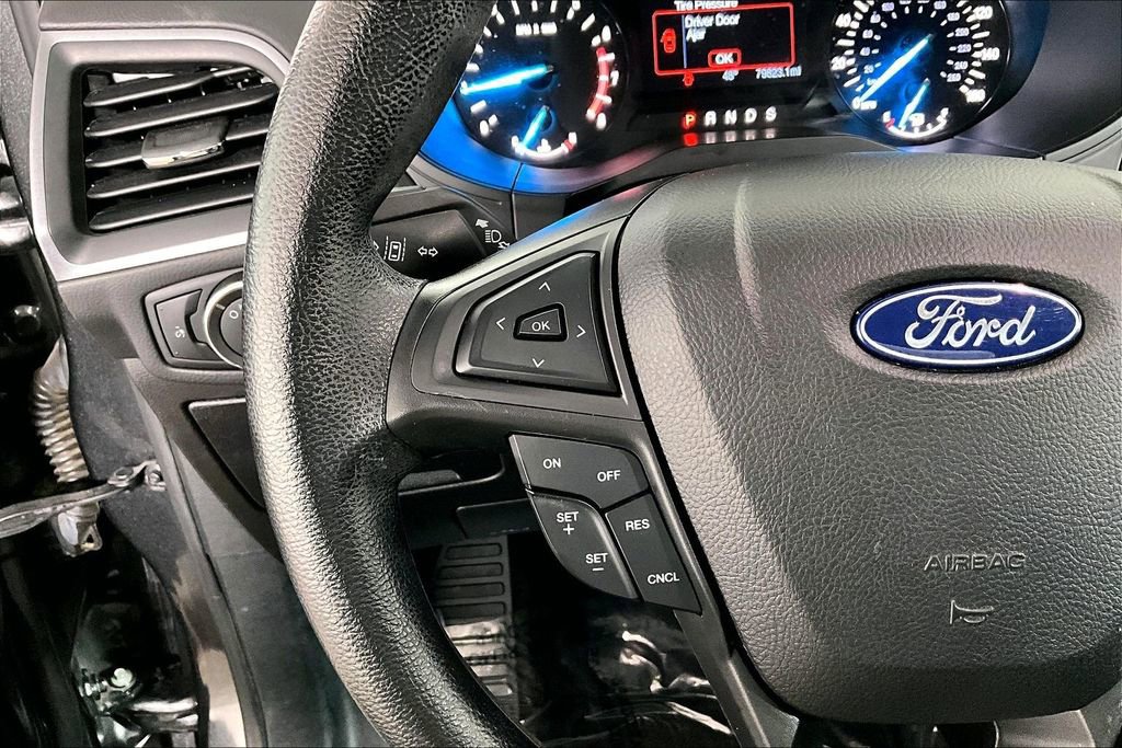 Used 2020 Ford Edge SE image 18