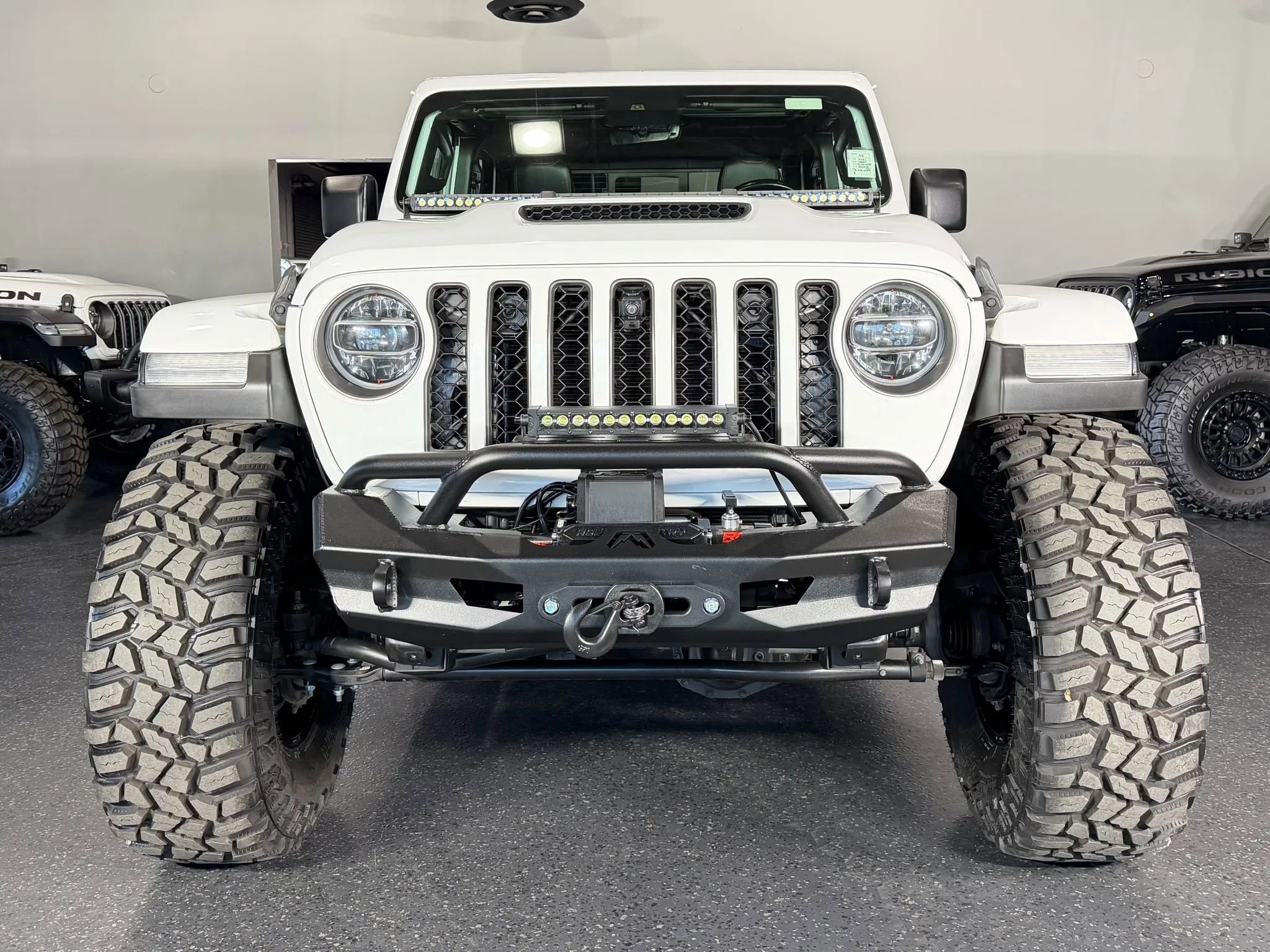 Used 2021 Jeep Gladiator Mojave AWD/4WD image 3