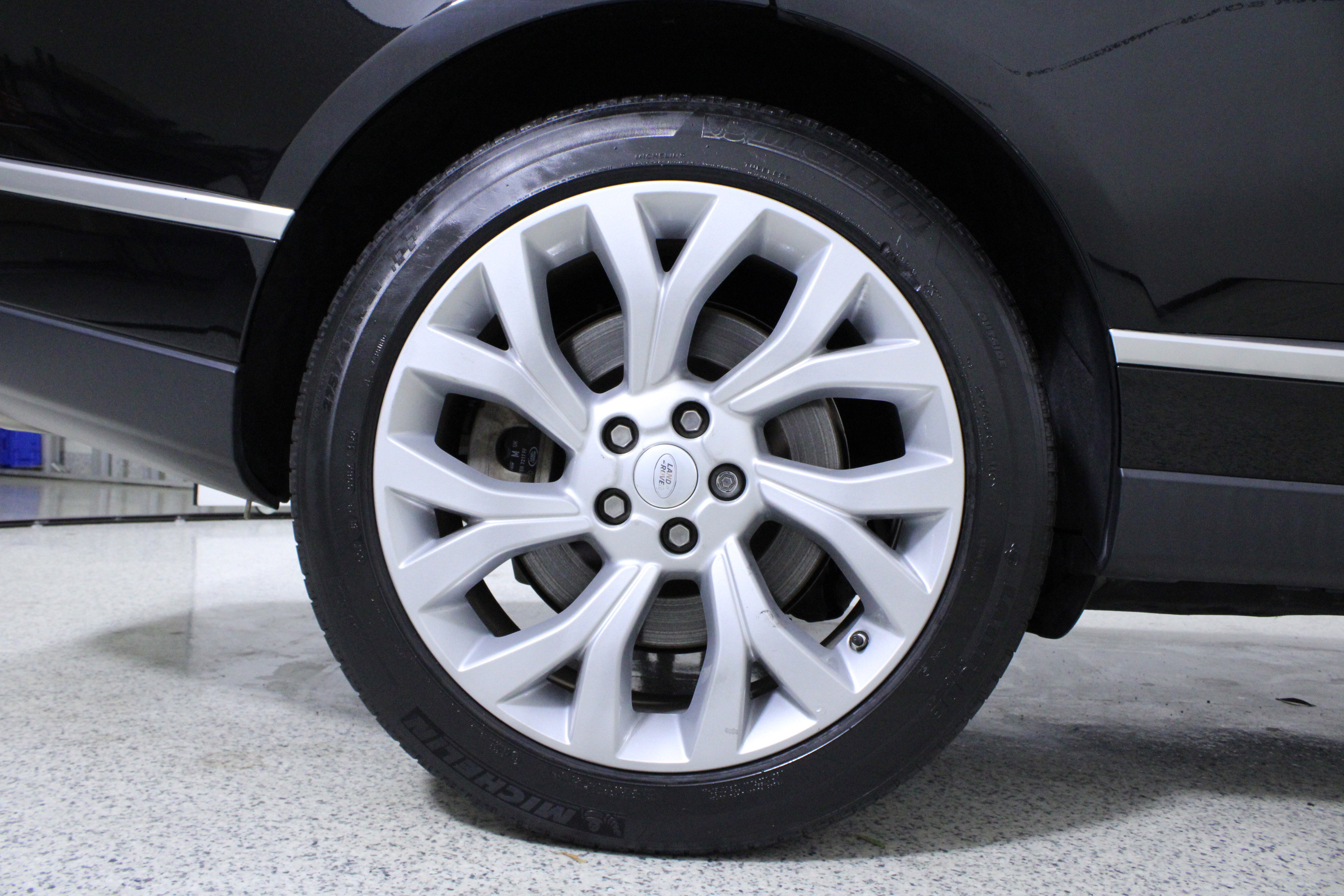 Used 2021 Land Rover Range Rover Westminster Edition image 8