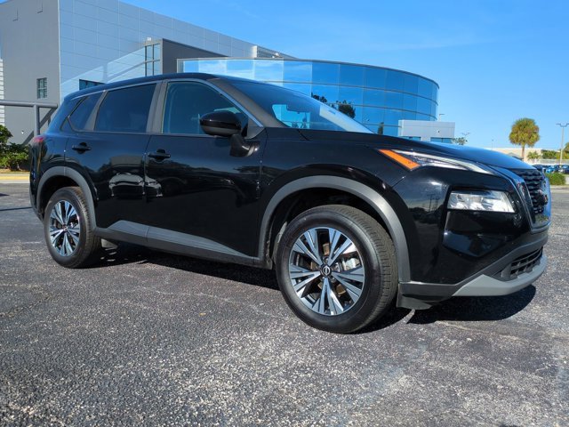 Certified 2023 Nissan Rogue SV image 2