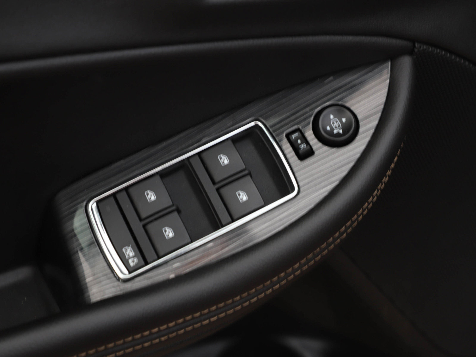 Used 2016 Chevrolet Impala LTZ FWD image 19