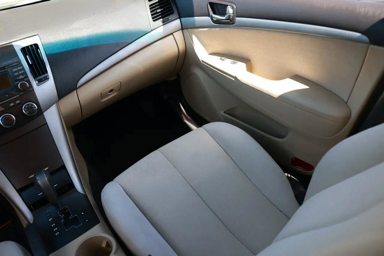 Used 2009 Hyundai Sonata GLS FWD image 22