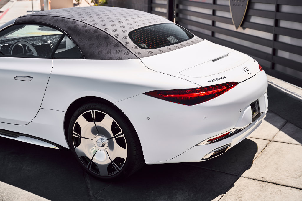 Used 2026 Mercedes-Benz Maybach SL 680 image 12