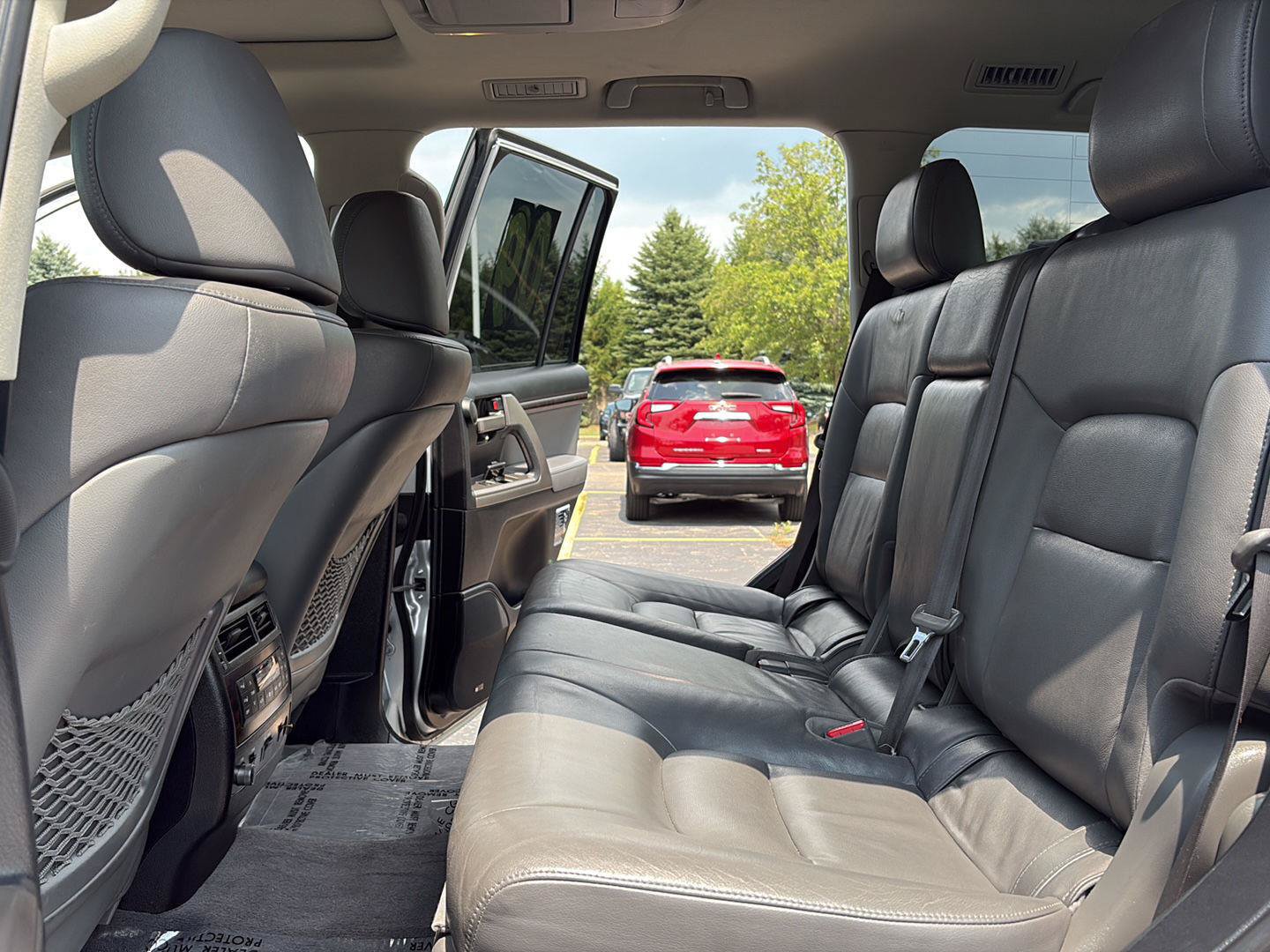 Used 2009 Toyota Land Cruiser w/ Upgrade Pkg AWD/4WD image 15