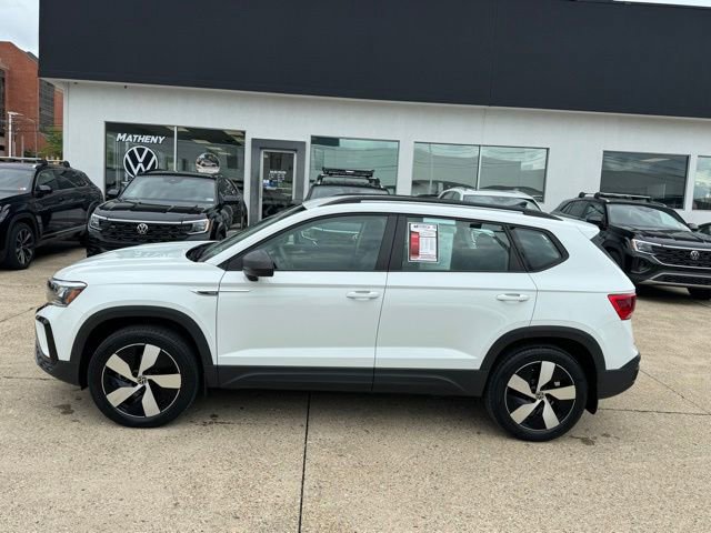 Used 2024 Volkswagen Taos S AWD/4WD image 2