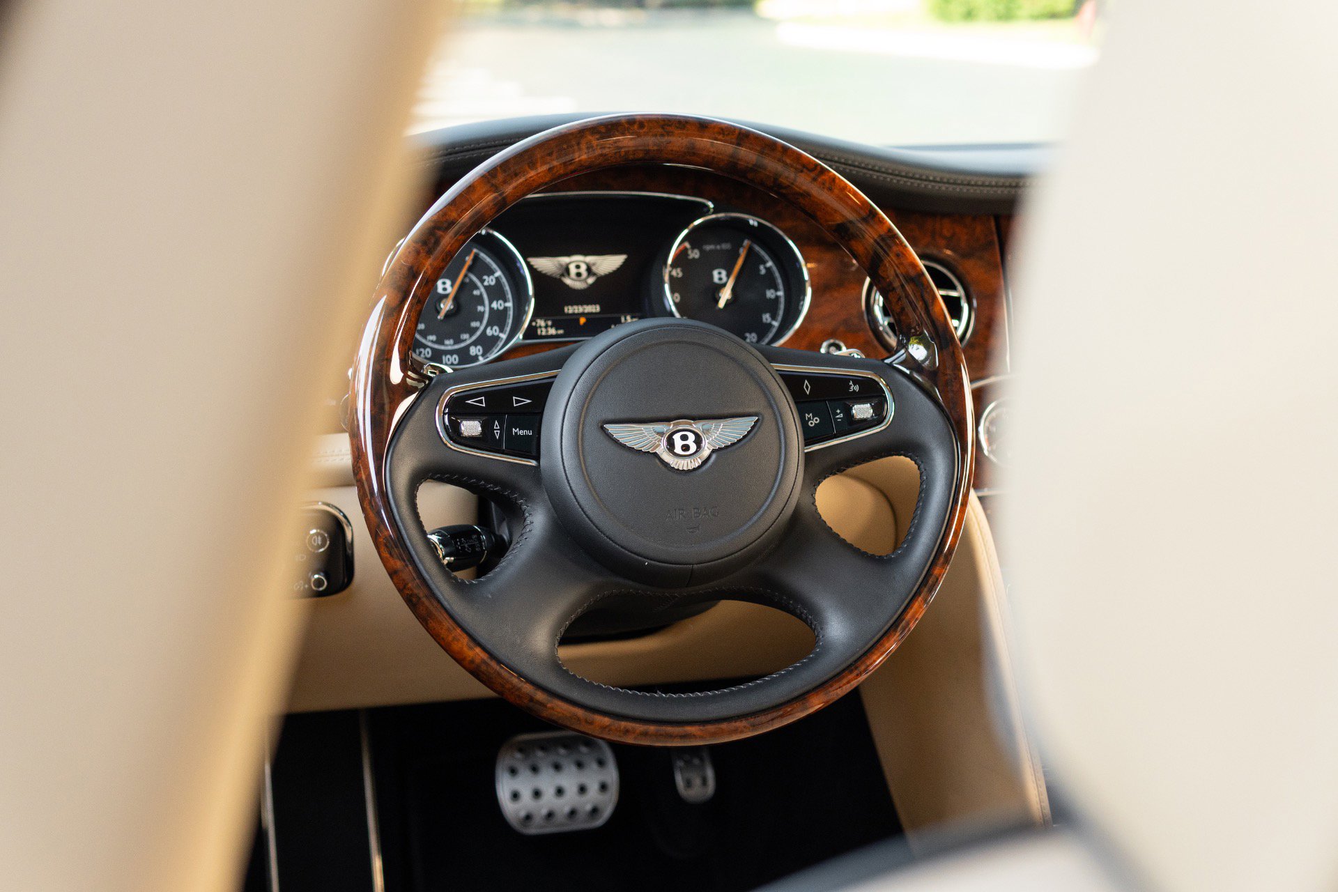 Used 2014 Bentley Mulsanne RWD image 5