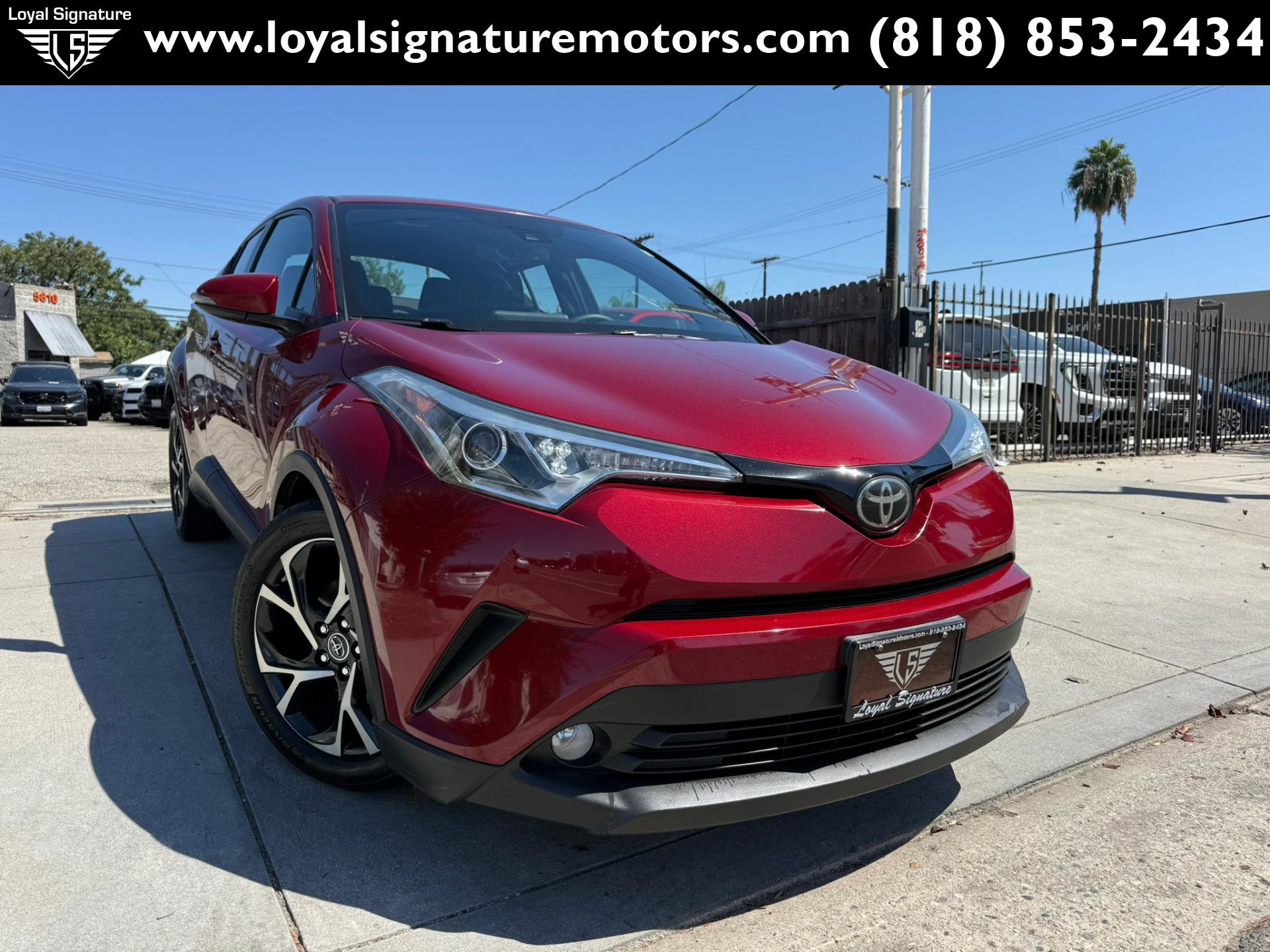 Used 2018 Toyota C-HR XLE FWD image 1