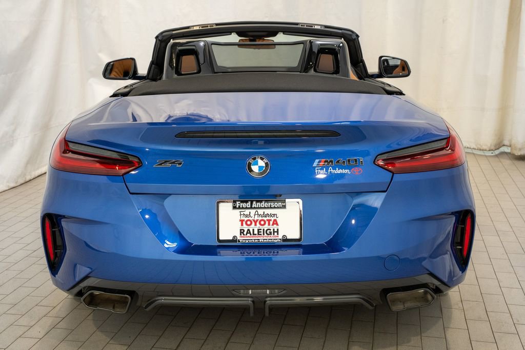 Used 2025 BMW Z4 M40i w/ Edition image 7
