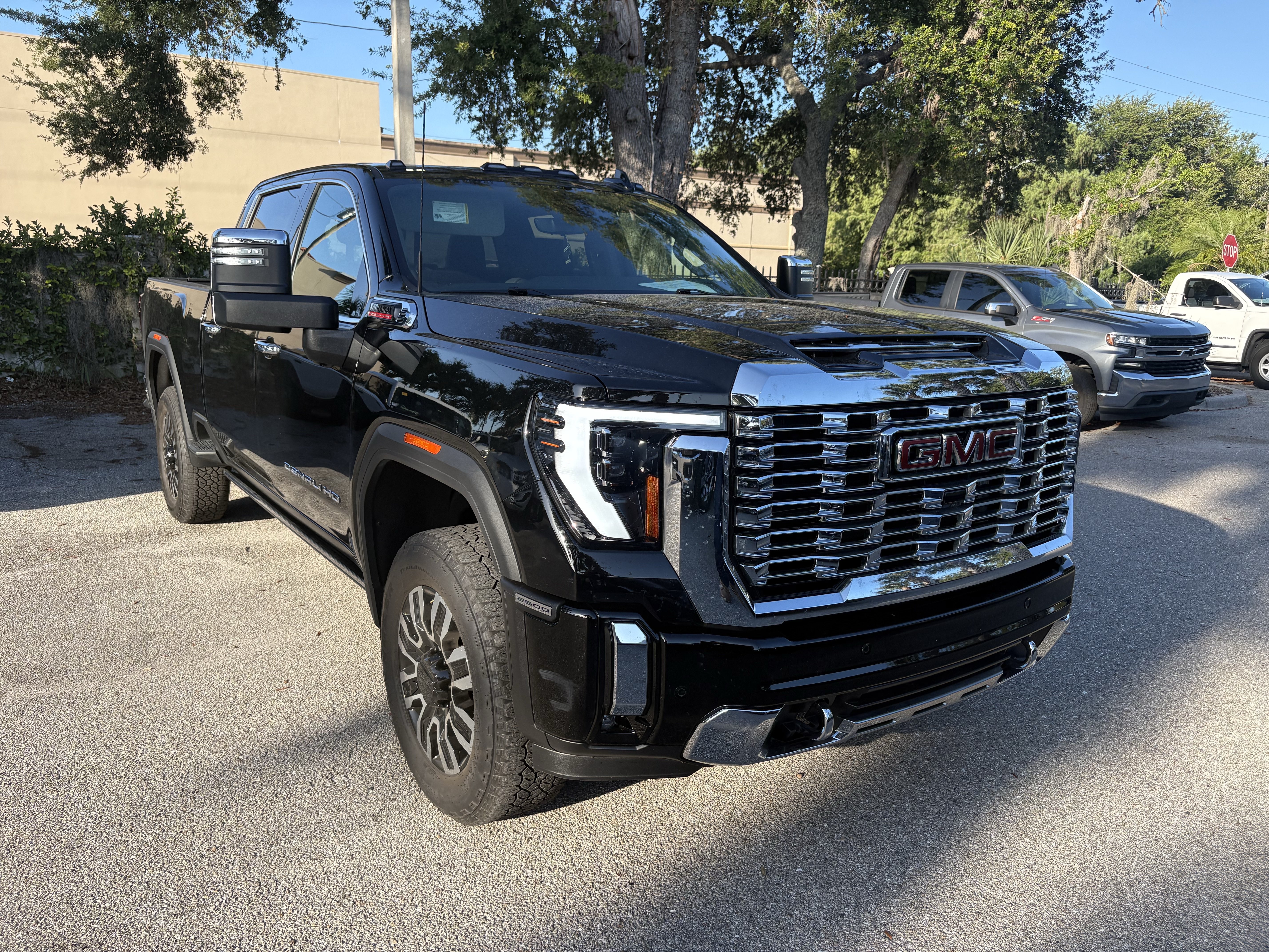 Used 2025 GMC Sierra 2500 Denali w/ Denali Reserve Package