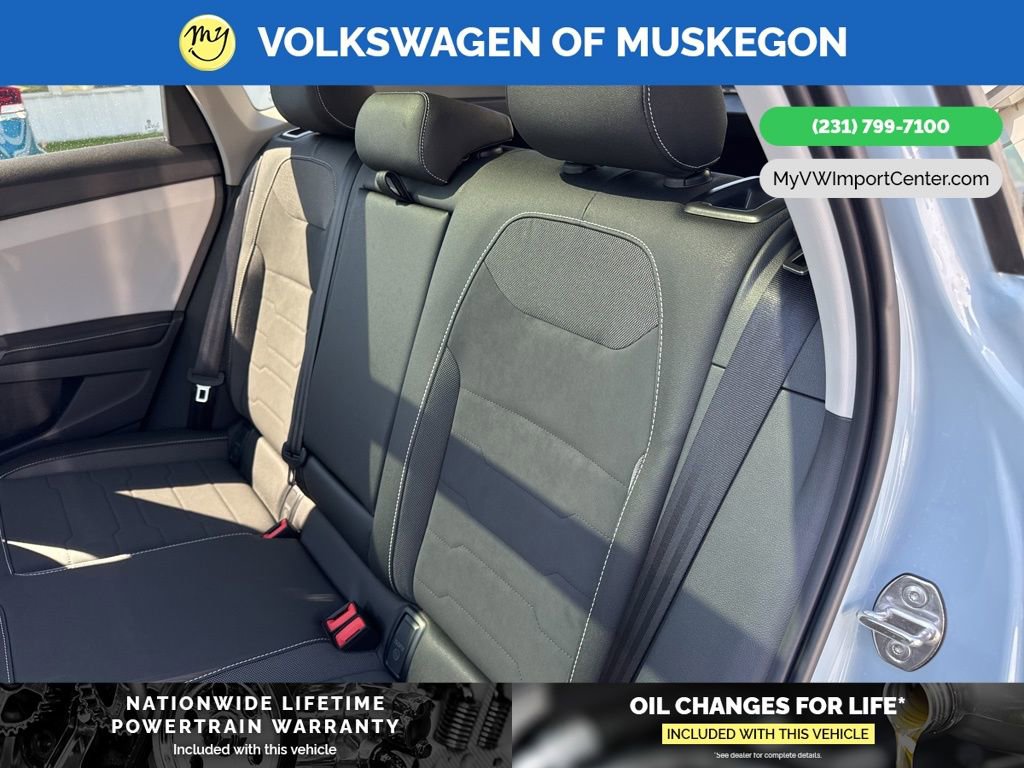 New 2025 Volkswagen Taos SE image 22