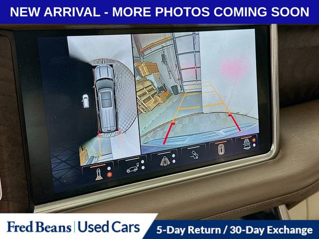 Used 2023 GMC Yukon XL Denali w/ Advanced Technology Package image 16