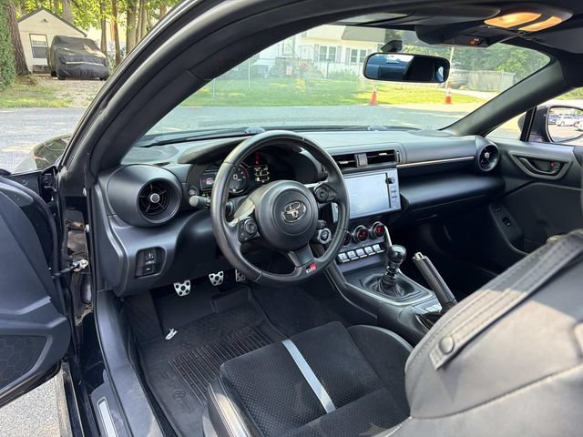 Used 2022 Toyota GR86 Premium w/ ALL Weather Mat Package (TMS) RWD image 20