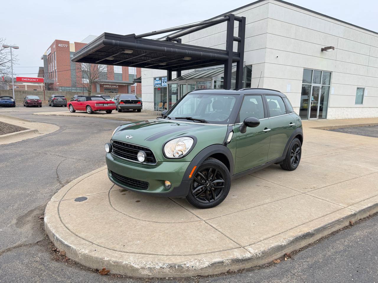 Used 2015 MINI Cooper Countryman image 1