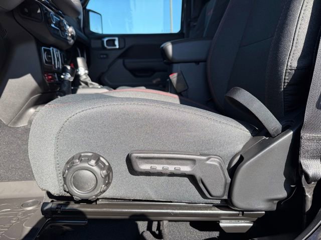 New 2026 Jeep Wrangler Unlimited Rubicon image 13