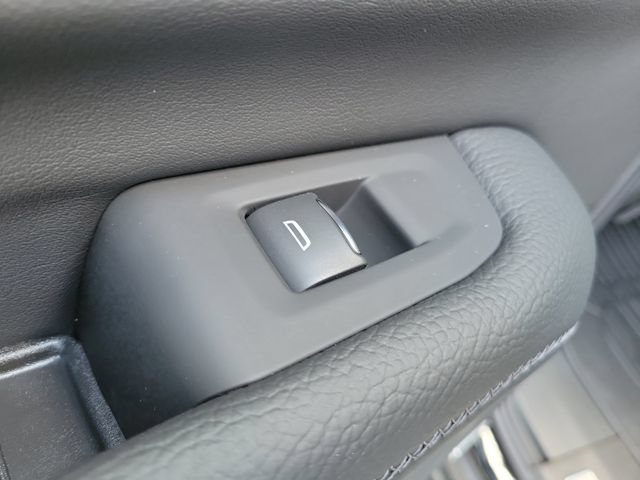 New 2026 GMC Yukon Denali AWD/4WD image 15