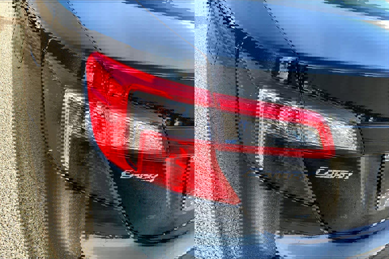 Used 2012 Toyota Camry LE image 26