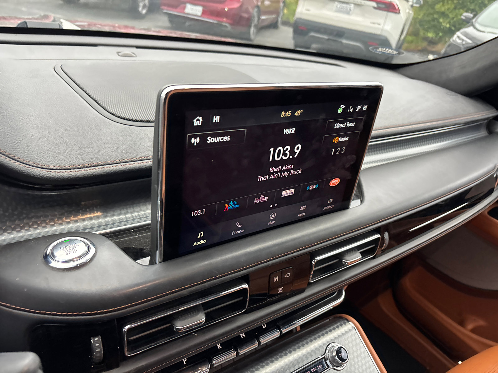 Used 2023 Lincoln Aviator Black Label w/ Class IV Trailer Tow Package image 21