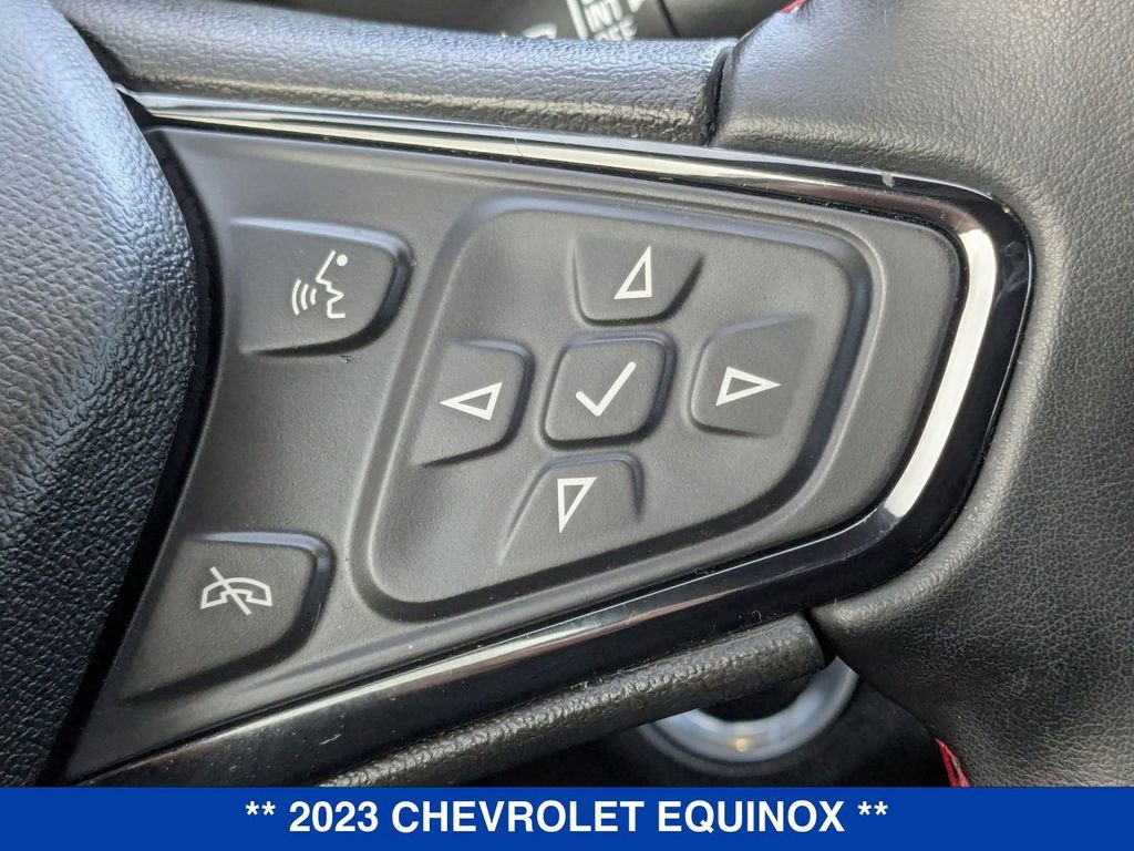 Used 2023 Chevrolet Equinox RS image 18