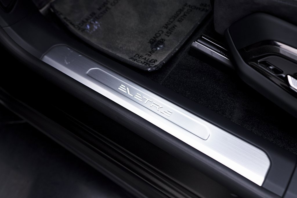 Used 2025 Lotus Eletre image 58