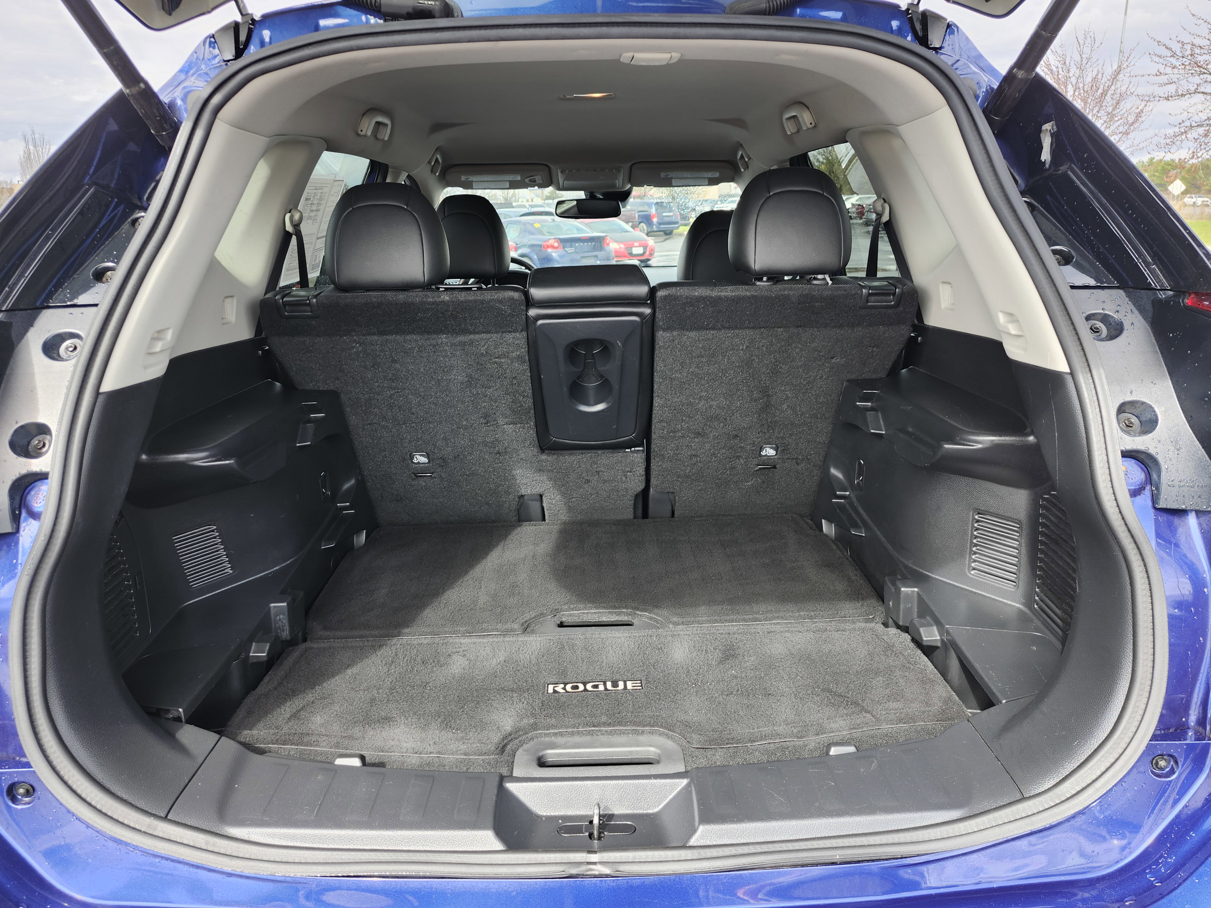 Used 2020 Nissan Rogue SL image 24