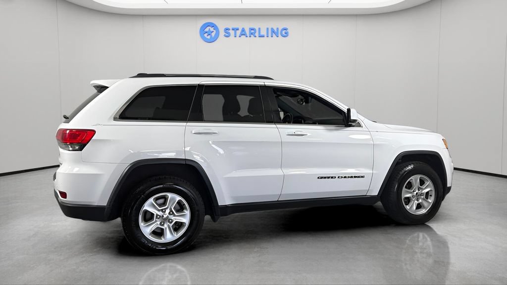 Used 2017 Jeep Grand Cherokee Laredo w/ Quick Order Package 2BE RWD image 11