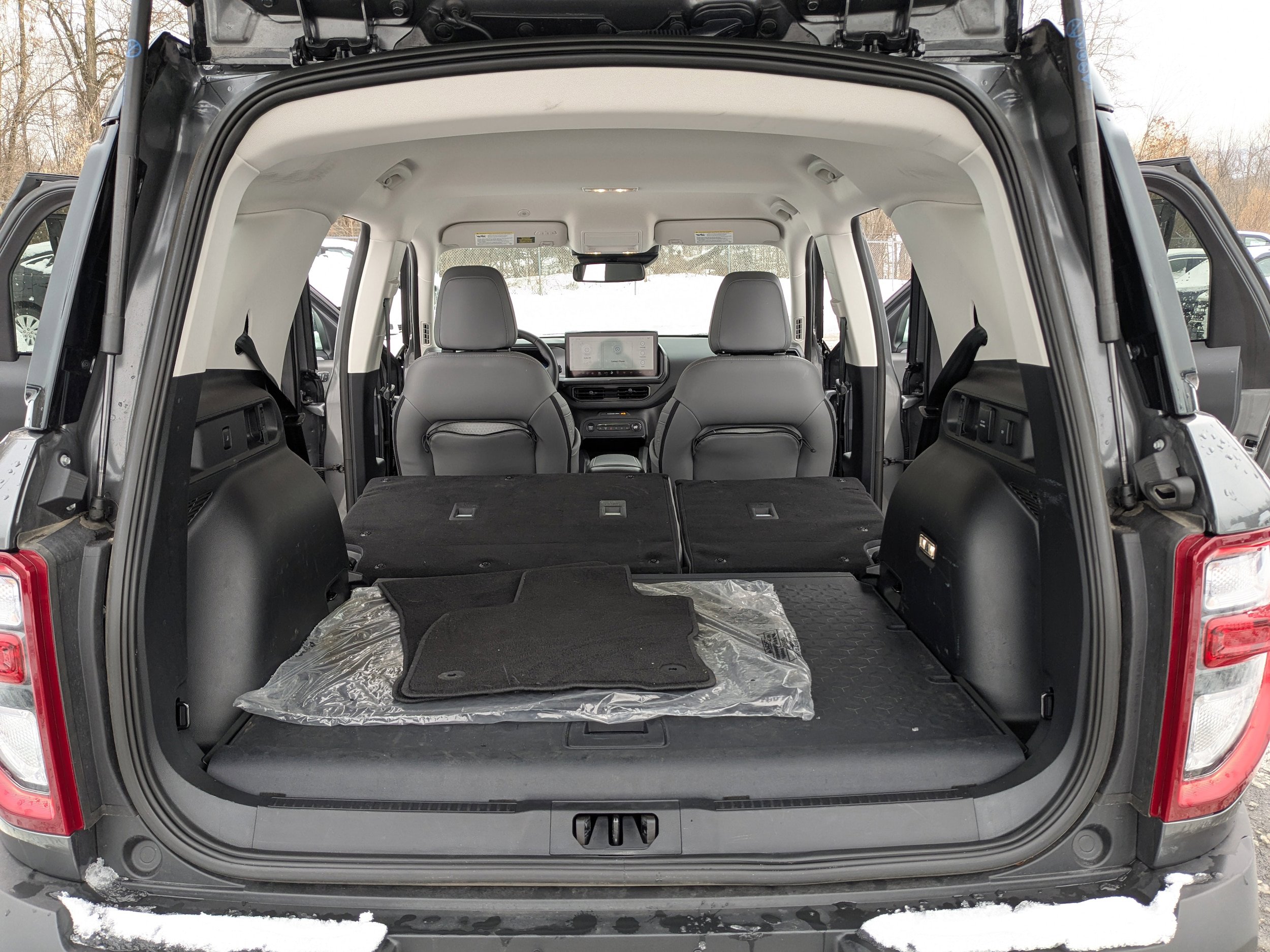 Used 2025 Ford Bronco Sport Badlands image 13