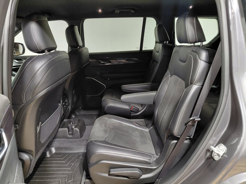 Certified 2021 Jeep Grand Cherokee L Laredo AWD/4WD image 40