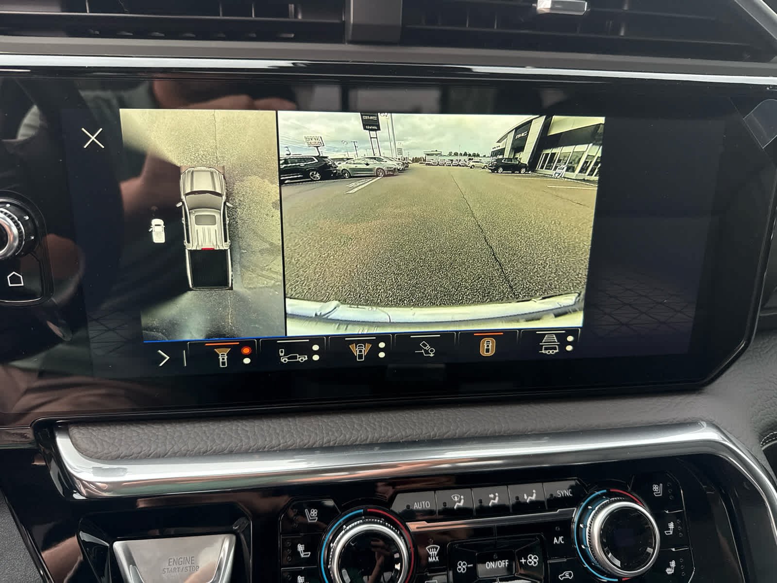 New 2026 GMC Sierra 1500 Denali AWD/4WD image 17