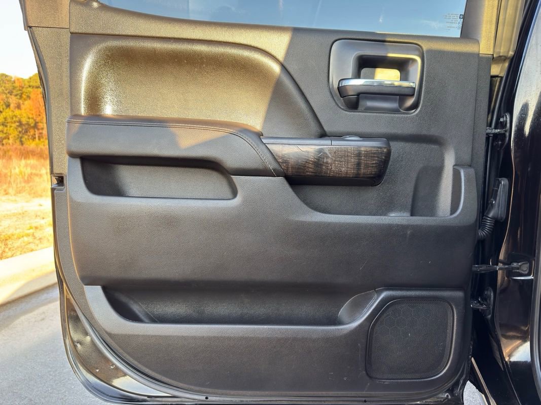 Used 2015 GMC Sierra 3500 Denali w/ Duramax Plus Package image 16