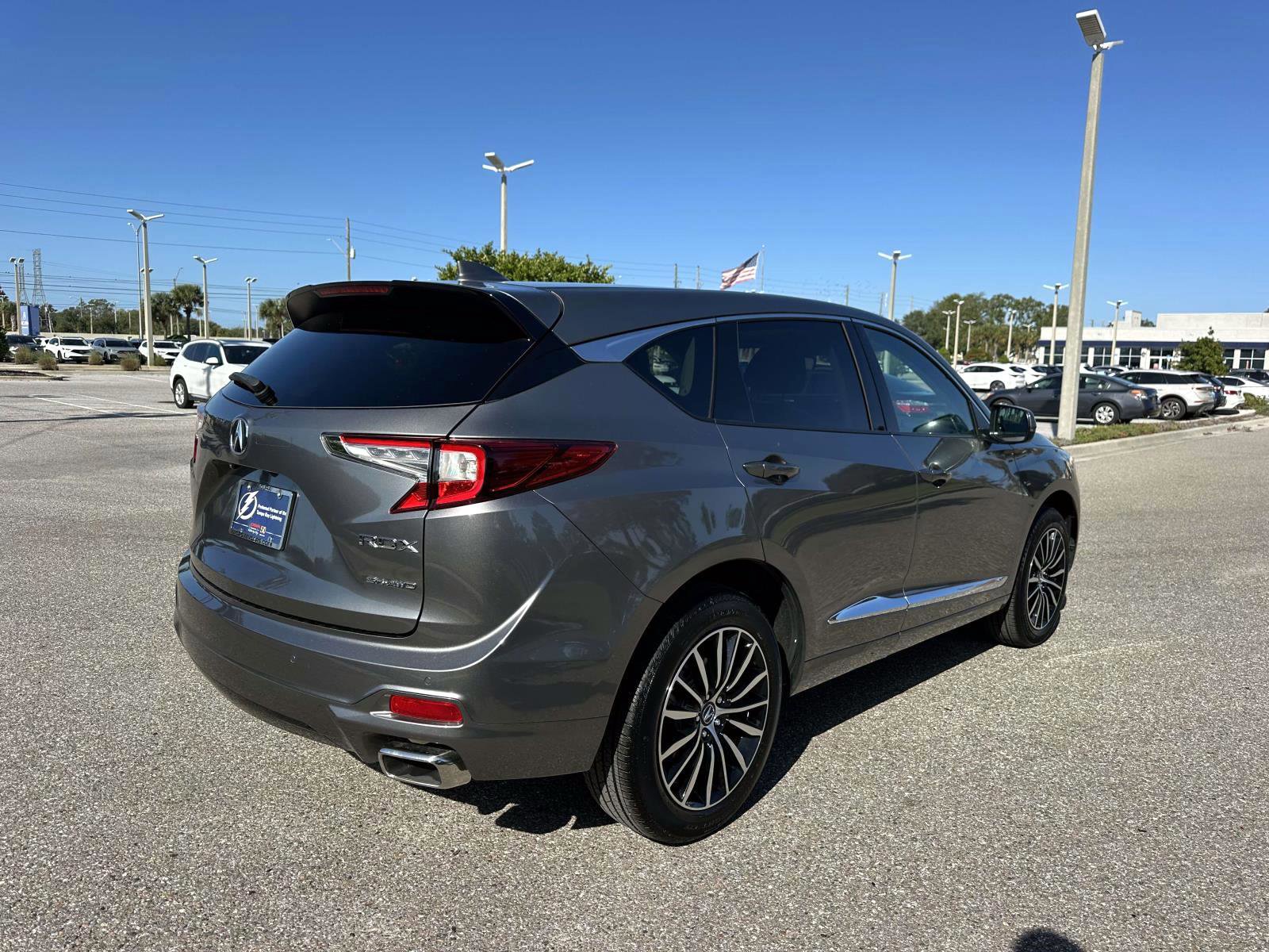 Used 2025 Acura RDX SH-AWD w/ Advance Package image 4