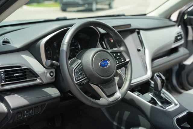 Used 2025 Subaru Outback Limited AWD/4WD image 22