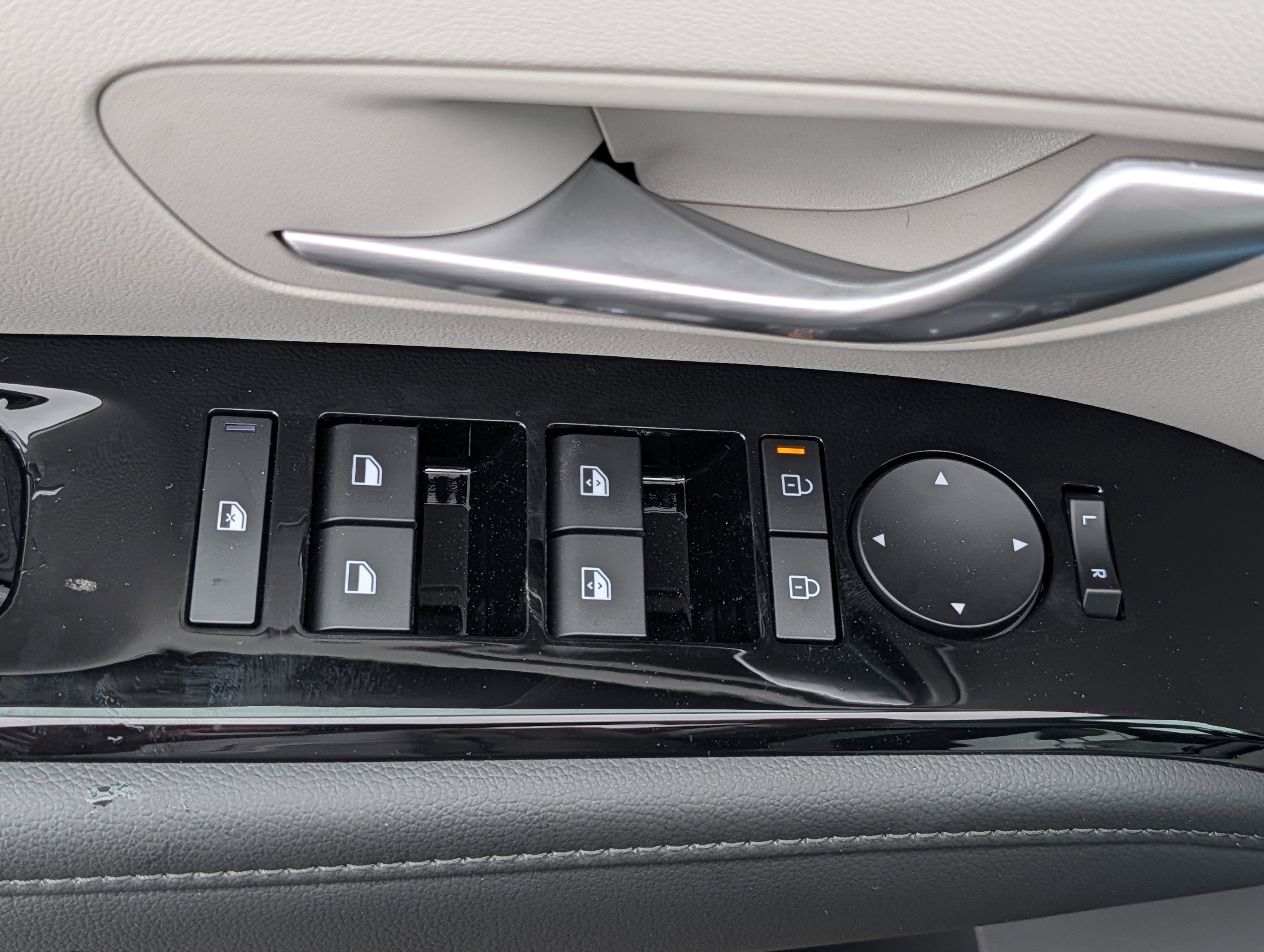 New 2026 Hyundai Tucson Limited image 30