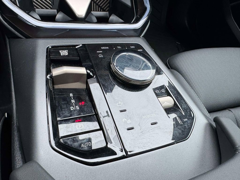 Certified 2025 BMW X3 xDrive30i w/ Convenience Package image 15