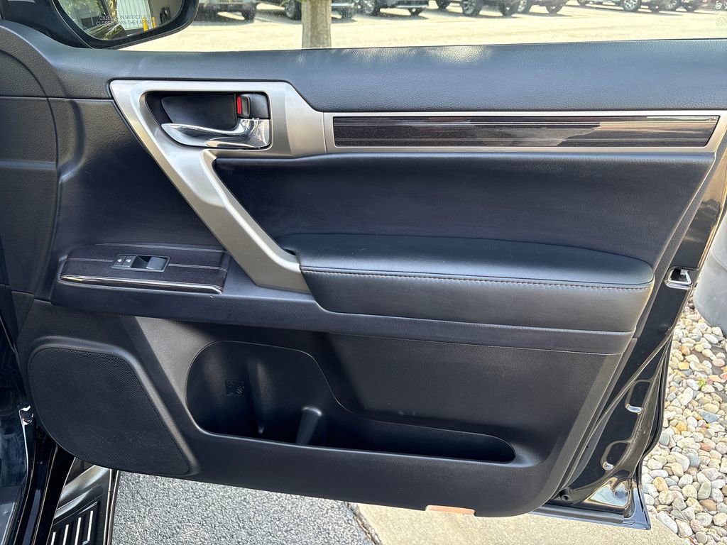 Used 2020 Lexus GX 460 Premium w/ Premium Package AWD/4WD image 79