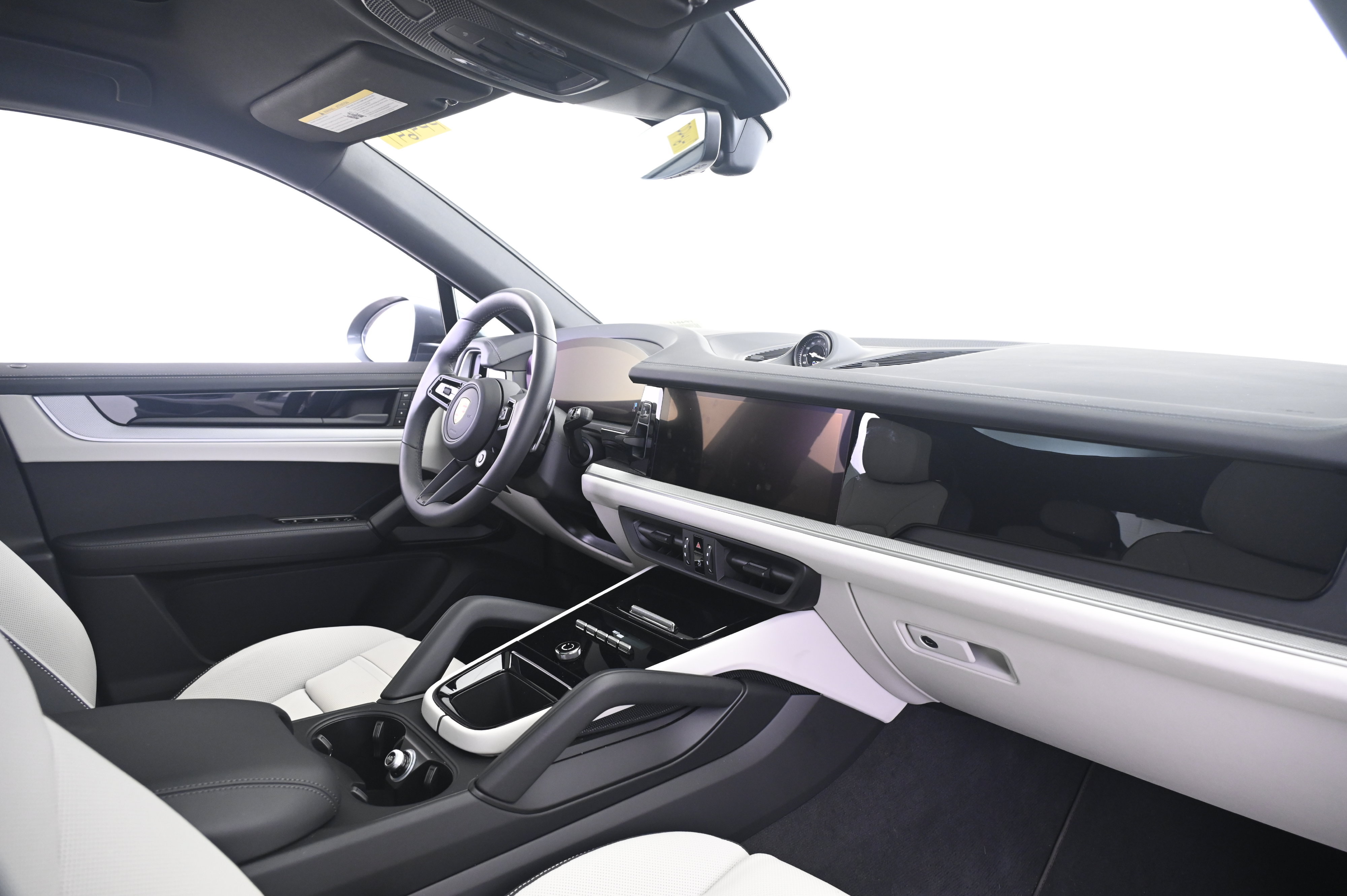 Certified 2026 Porsche Cayenne S AWD/4WD image 22