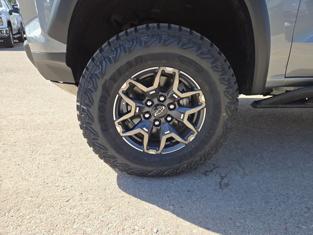 New 2025 Chevrolet Colorado ZR2 w/ Technology Package image 10