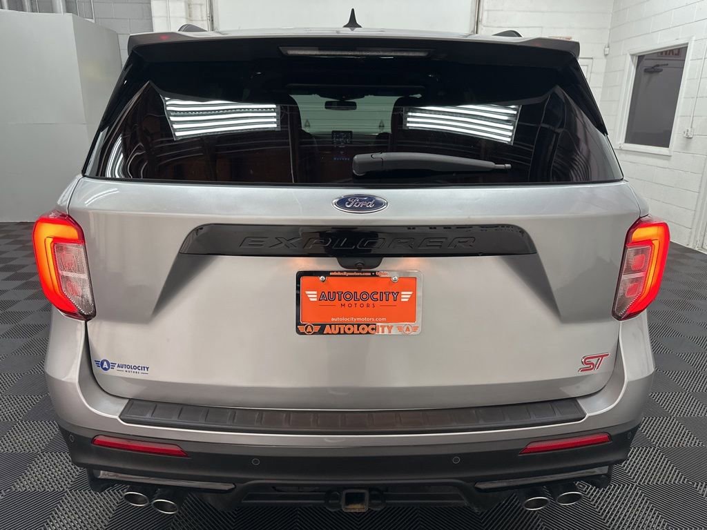 Used 2022 Ford Explorer ST w/ Equipment Group 401A image 8