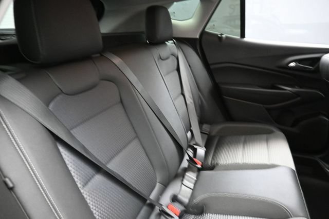 Used 2025 Chevrolet Trax LT FWD image 27