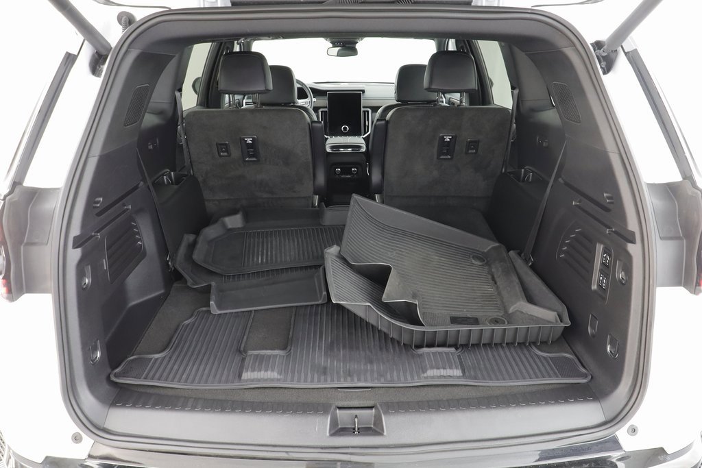 Used 2024 GMC Acadia Denali w/ LPO, Floor Liner Package image 21