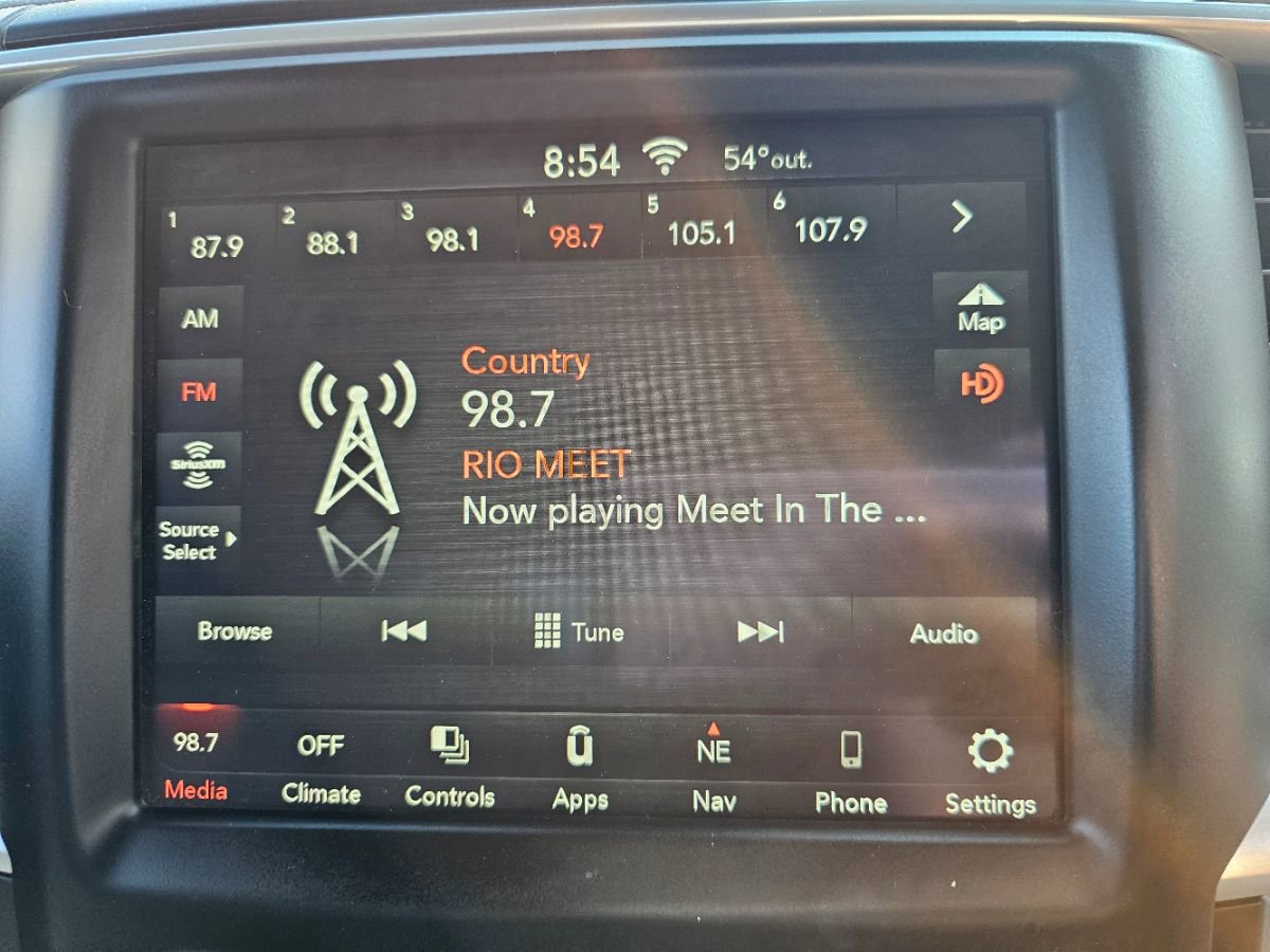 Used 2023 RAM 1500 Classic SLT w/ Trailer & Traction Group image 7