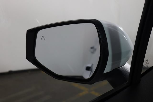 Used 2025 Kia Sportage EX FWD image 40