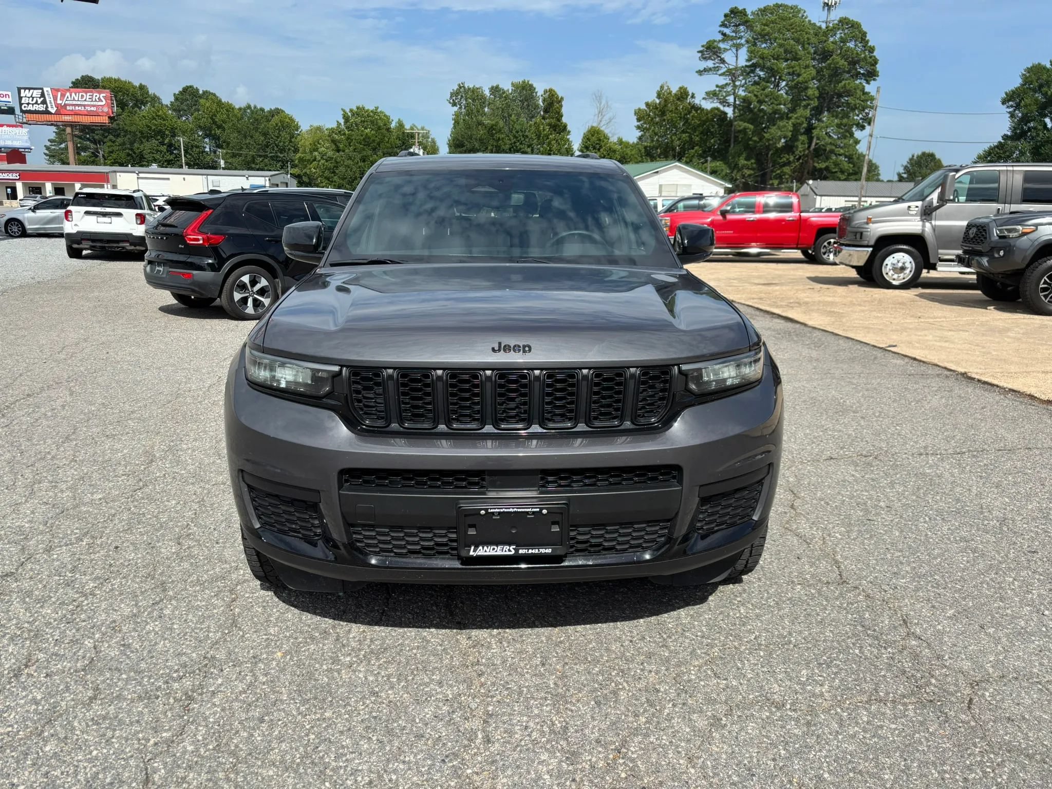 Used 2023 Jeep Grand Cherokee L Laredo AWD/4WD image 8