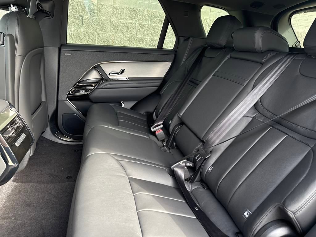 New 2025 Land Rover Range Rover Sport image 14