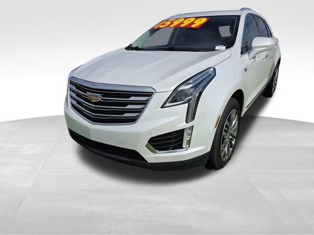 Used 2017 Cadillac XT5 Premium Luxury FWD image 4