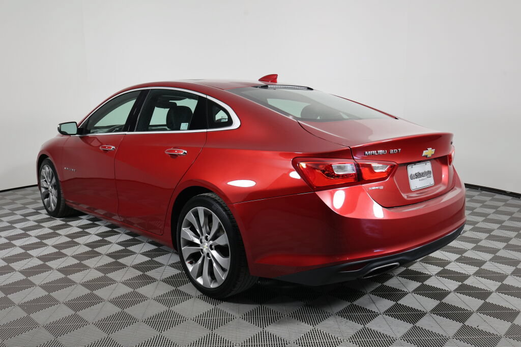 Used 2016 Chevrolet Malibu Premier FWD image 4