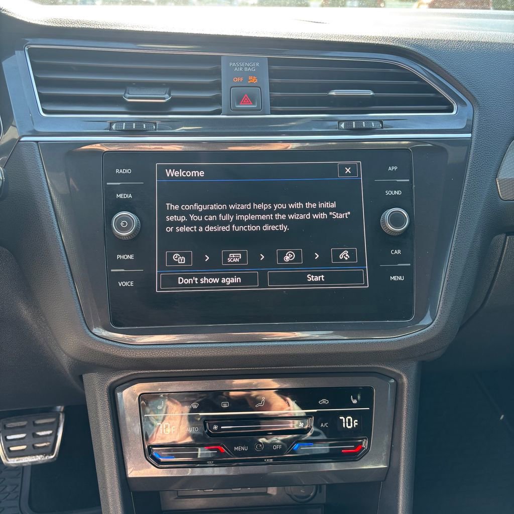 Used 2022 Volkswagen Tiguan SE R-Line AWD/4WD image 12