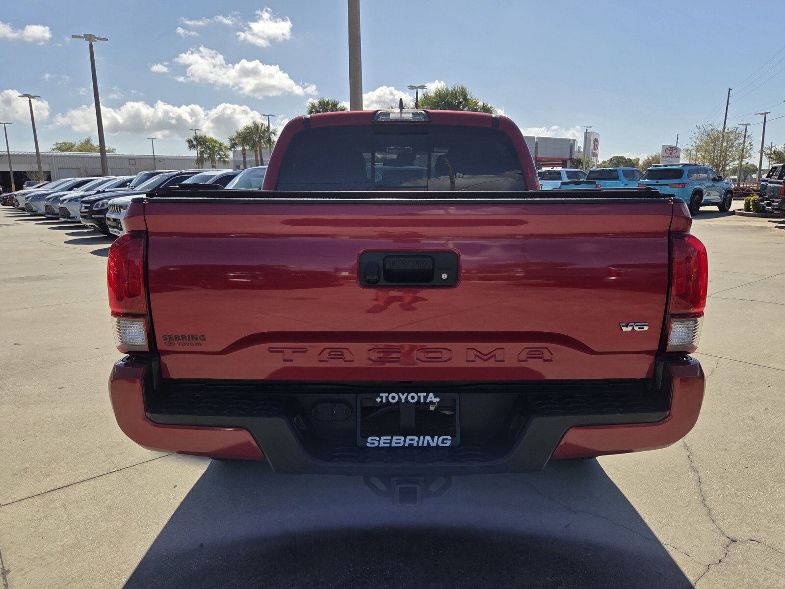 Used 2018 Toyota Tacoma TRD Sport image 8