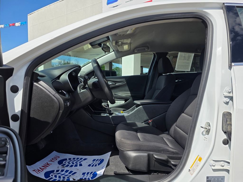 Used 2024 Chevrolet Malibu LS image 10