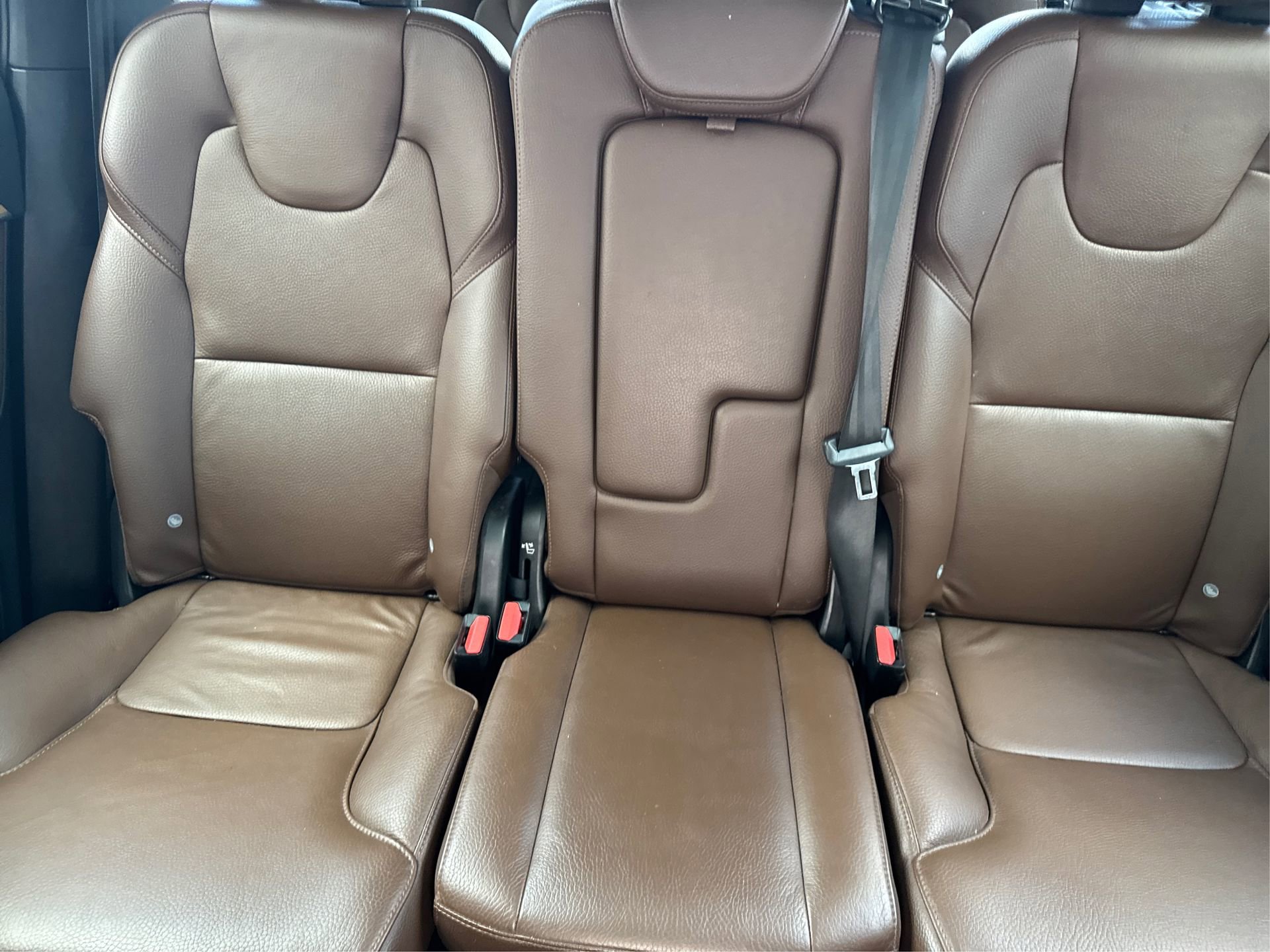 Used 2022 Volvo XC90 T6 Momentum w/ Advanced Package image 20