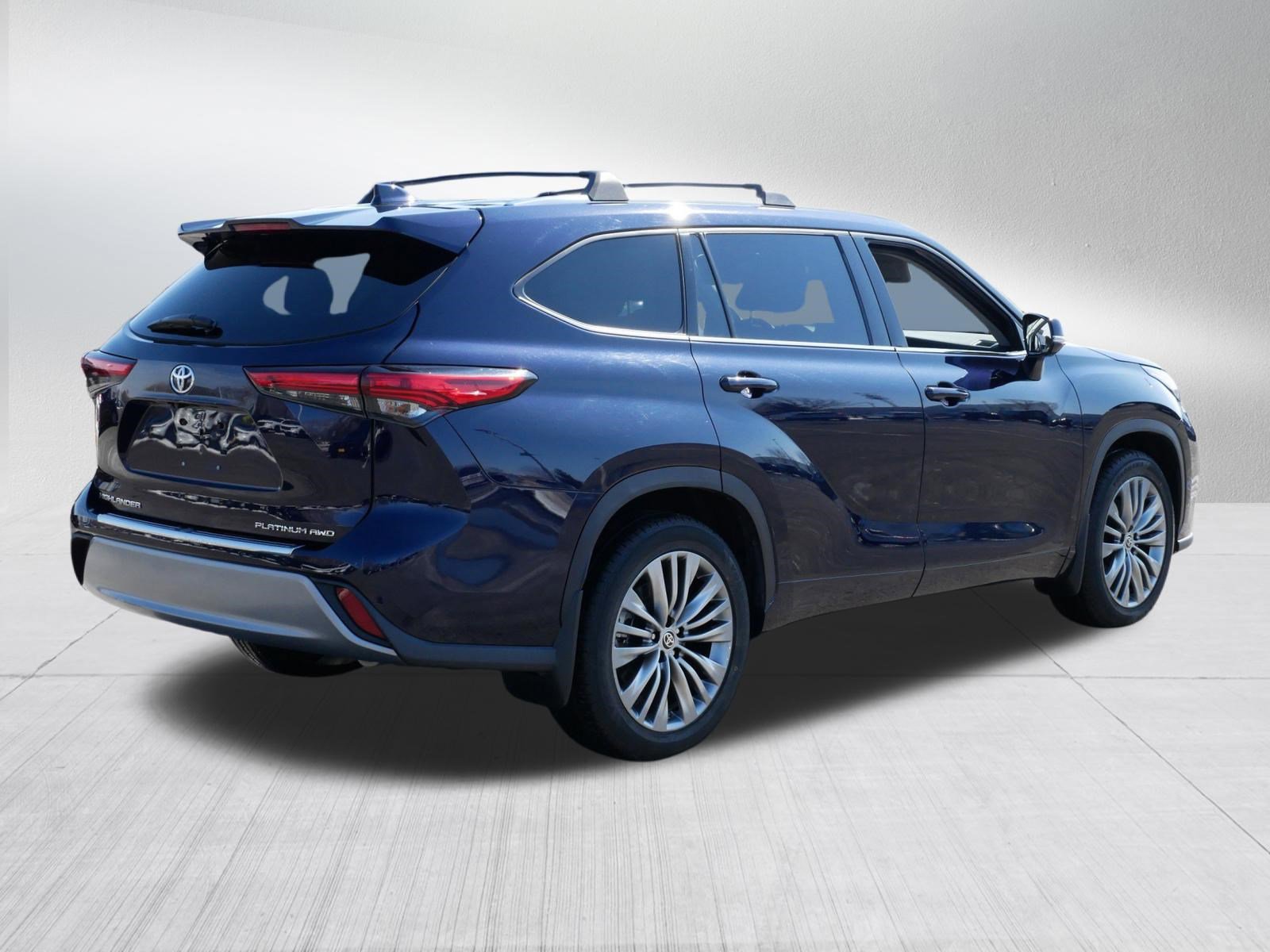 Used 2020 Toyota Highlander Platinum image 7
